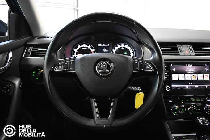 SKODA Octavia 1.5 DSG Wagon Executive G-Tec